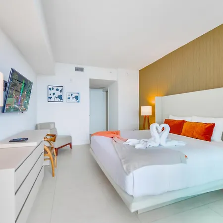 Stunning Condo 2/2 At Hyde Beachresort Beach Front Hollywood Exterior photo
